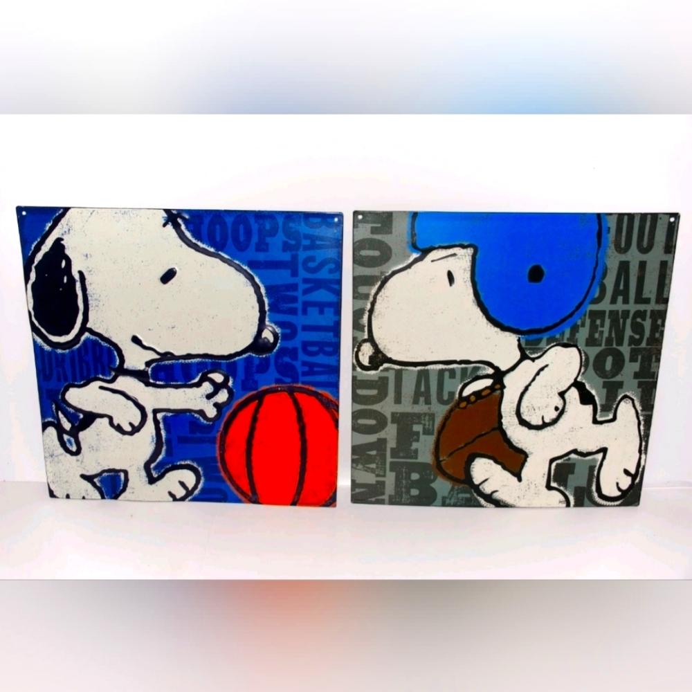 Set of 2 Metal Snoopy Signs / Nursery Baby - Kids Room / Sports Theme - 🏈/🏀